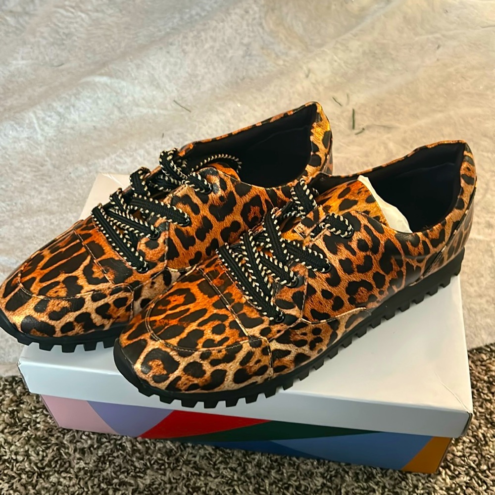 ‼️NEVER WORN‼️ Katy Perry Brand✨ The Lilia - Golden Leopard - Size 9